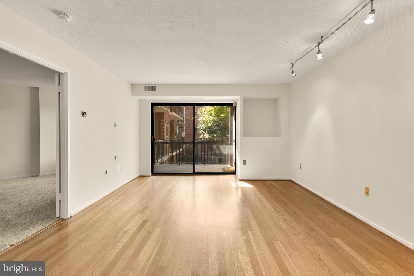2320 Wisconsin Ave Nw #310 Property Photo 6
