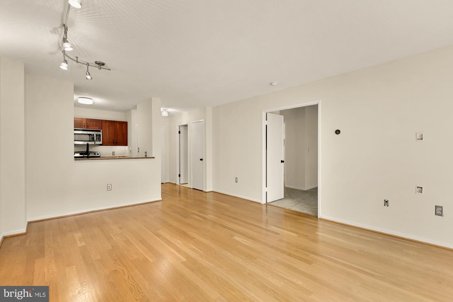 2320 Wisconsin Ave Nw #310 Property Photo 7