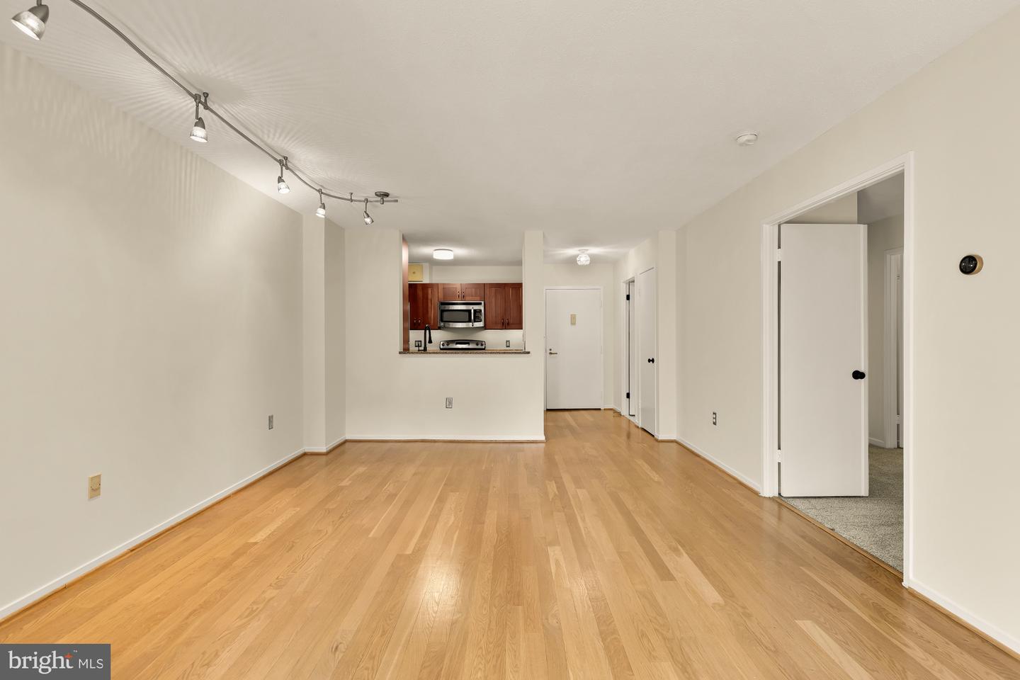 2320 Wisconsin Ave Nw #310 Property Photo 8