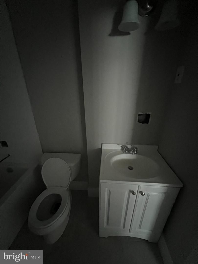 1112 Montello Ave Ne #cs-a Property Photo 23