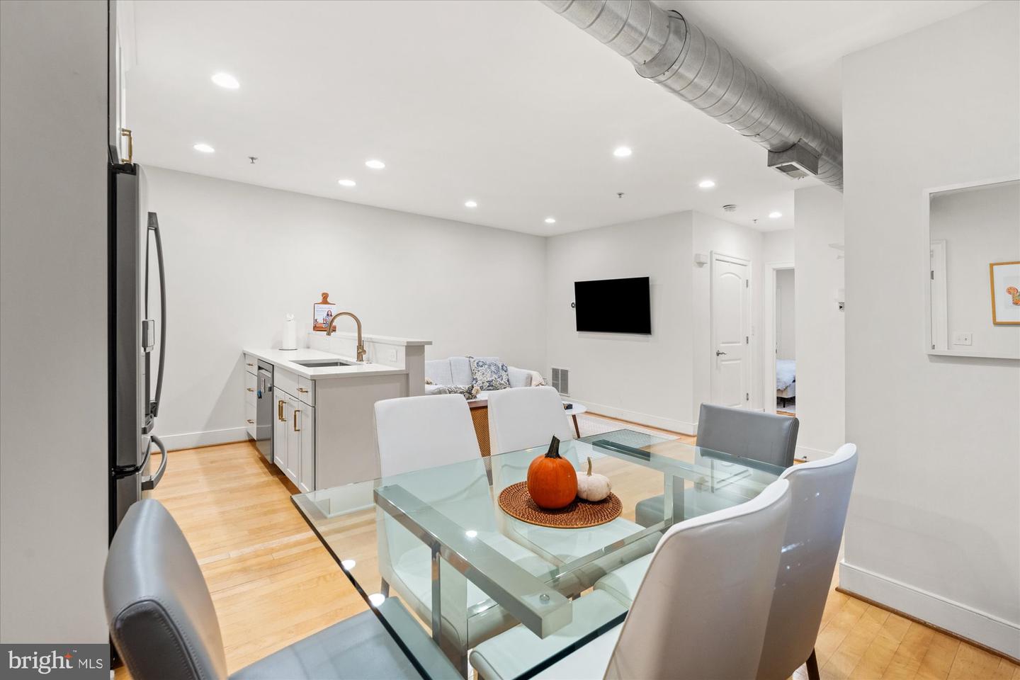 1200 Euclid St Nw #1 Property Photo 10