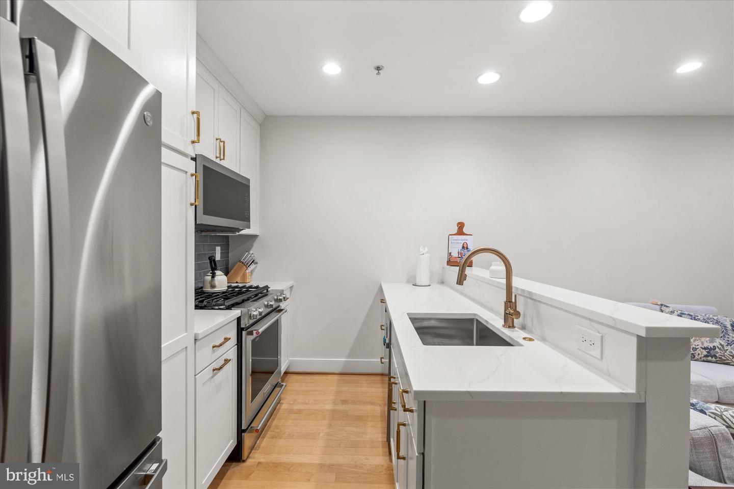 1200 Euclid St Nw #1 Property Photo 11