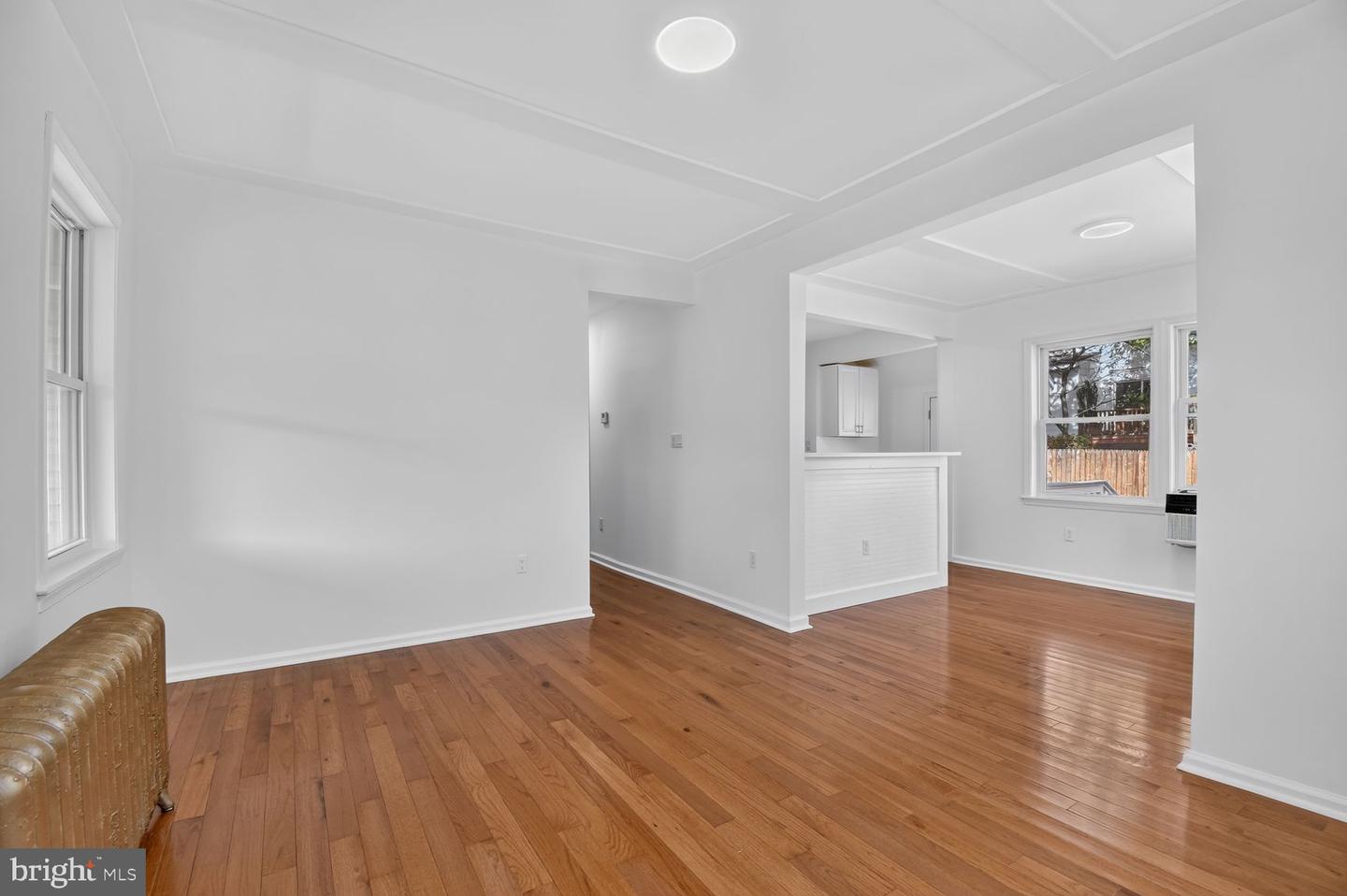 1004 Shepherd St Ne Property Photo 6