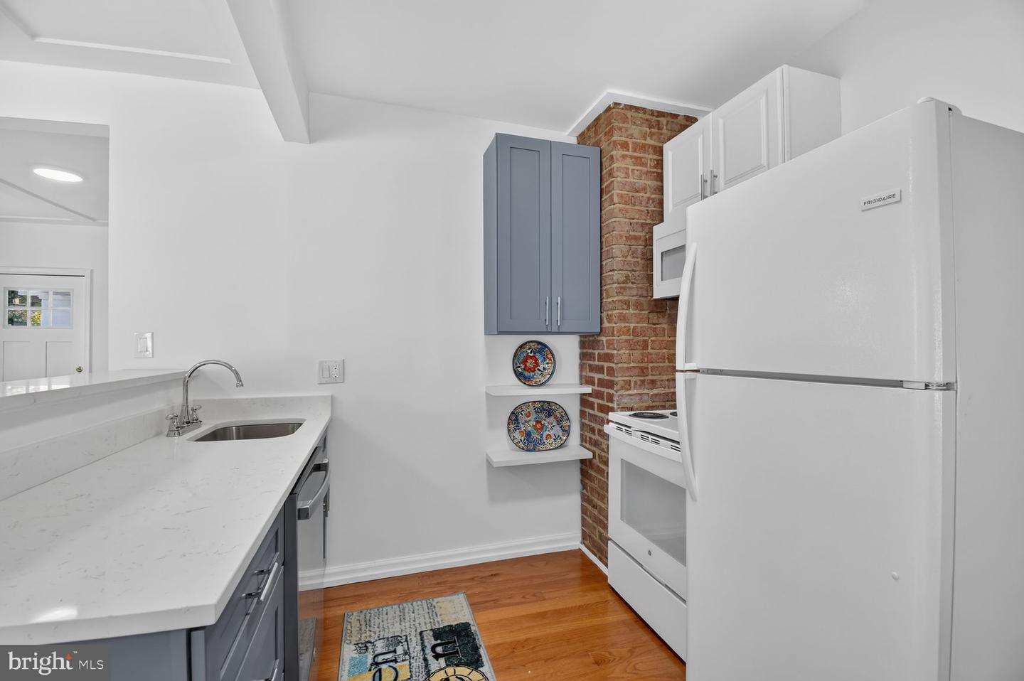 1004 Shepherd St Ne Property Photo 11