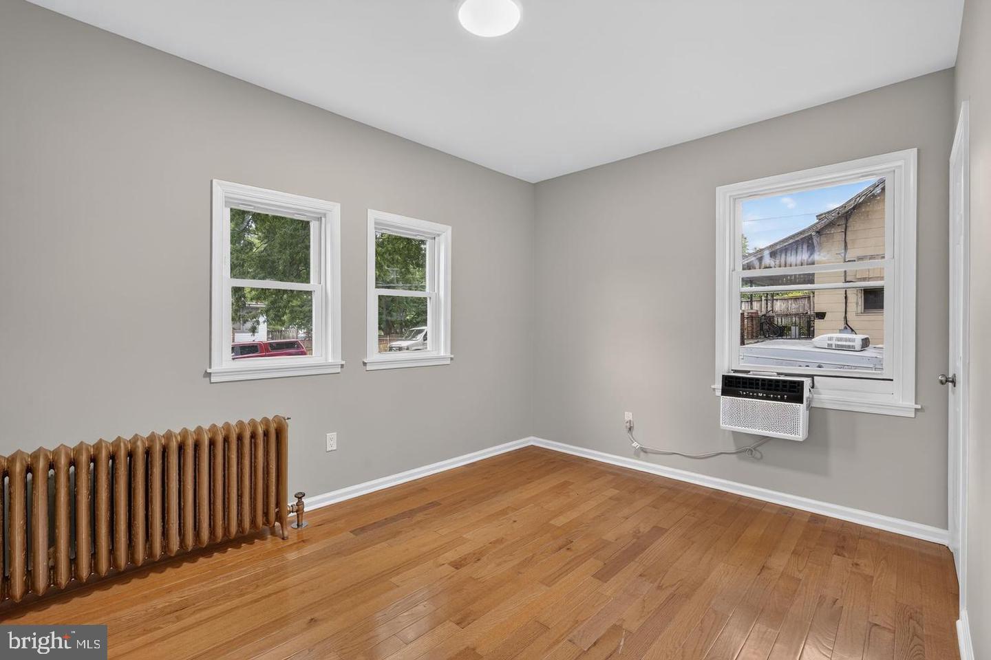 1004 Shepherd St Ne Property Photo 26