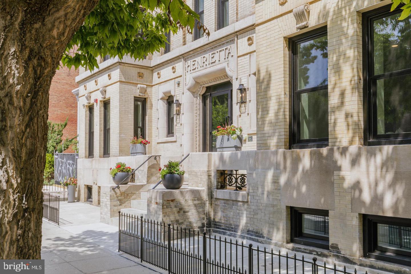 933 N ST NW #B03 Property Photo 1