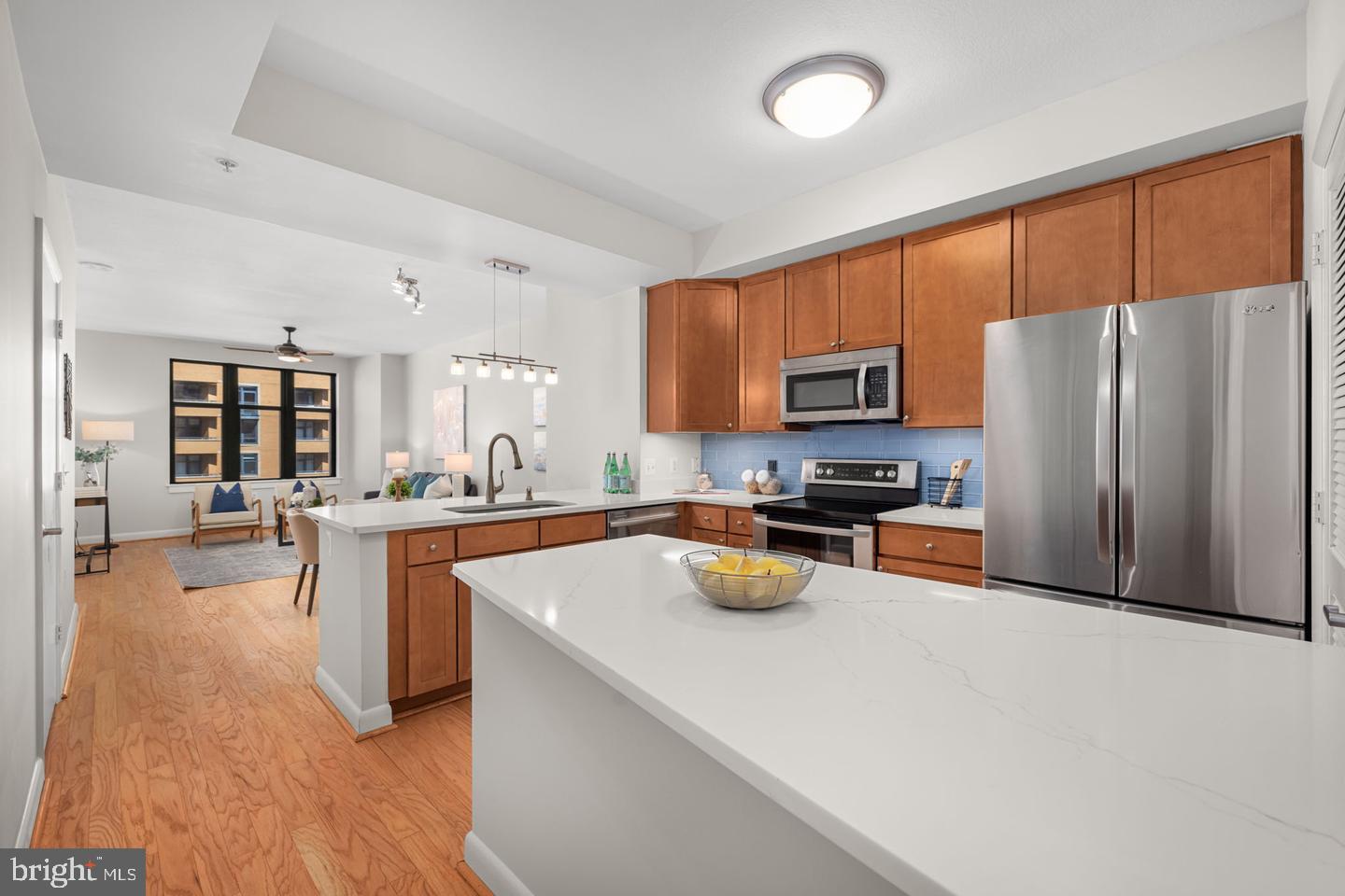 400 Massachusetts Ave Nw #1012 Property Photo 2