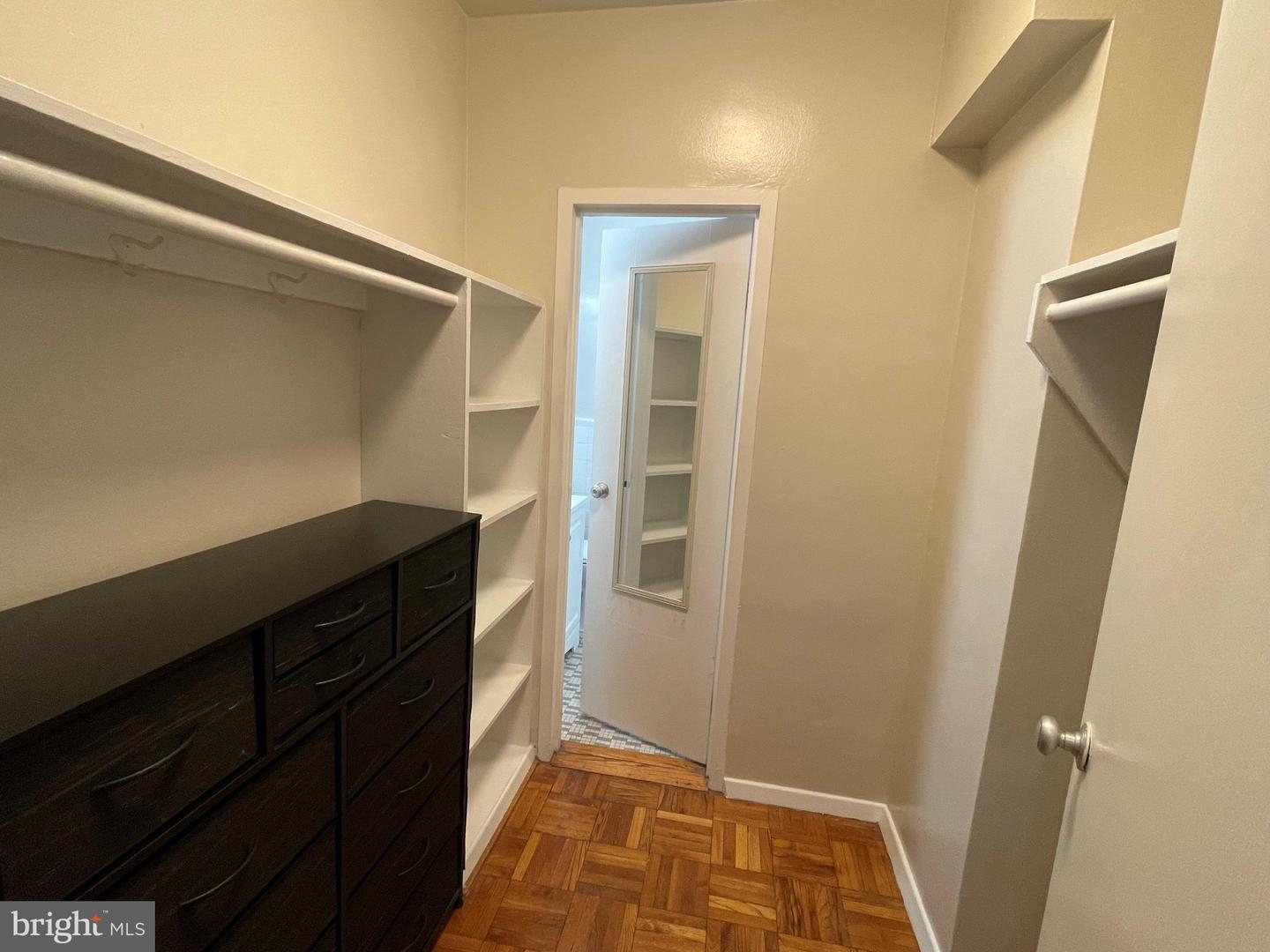 1711 Massachusetts Ave Nw #829 Property Photo 17