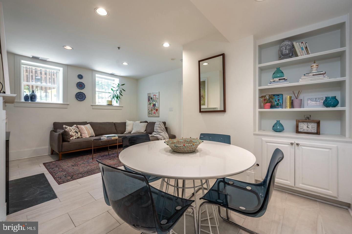 1807 California St Nw #t5 Property Photo 3