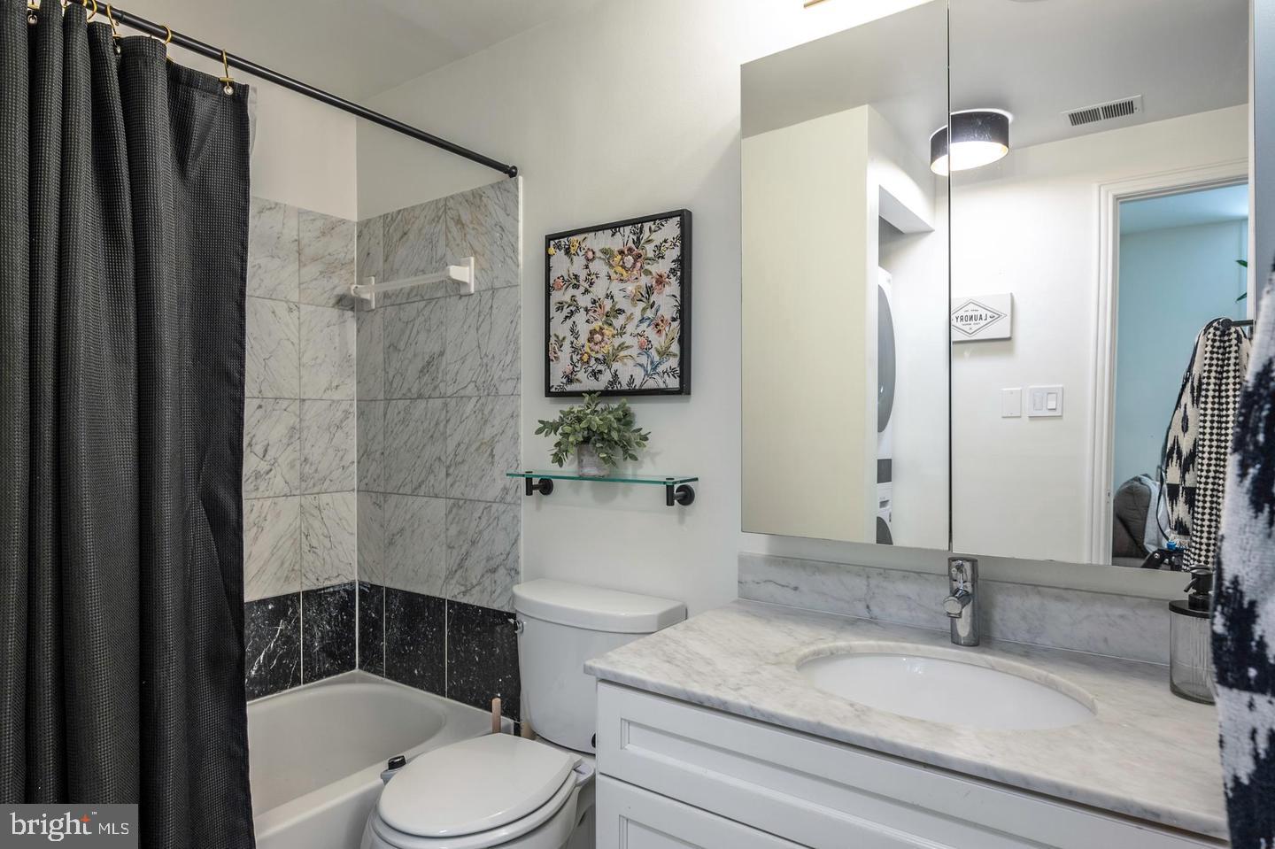 1807 California St Nw #t5 Property Photo 8