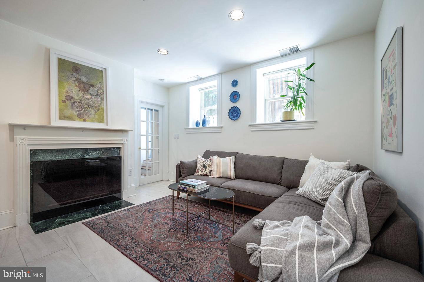 1807 California St Nw #t5 Property Photo 19