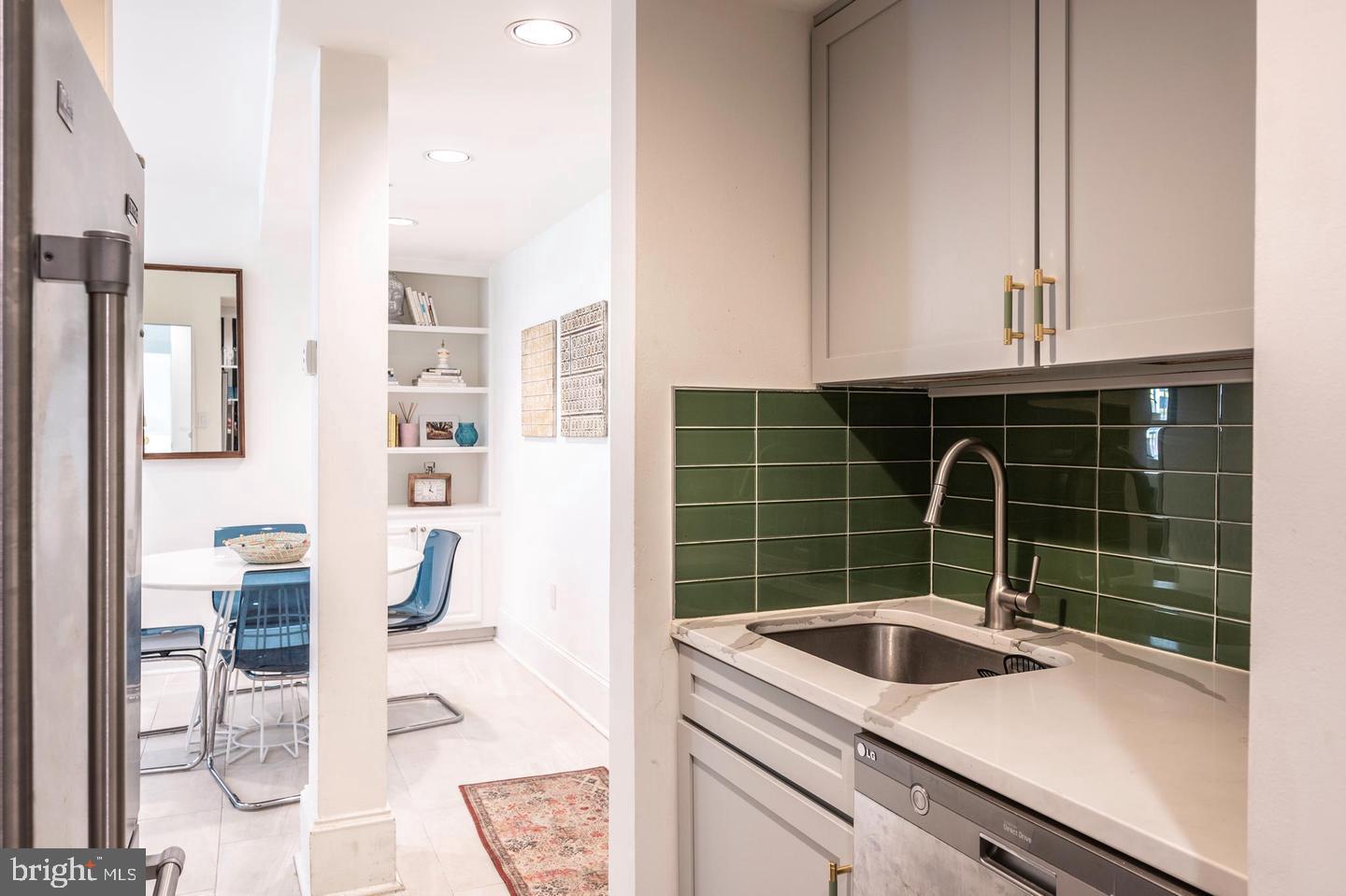 1807 California St Nw #t5 Property Photo 30