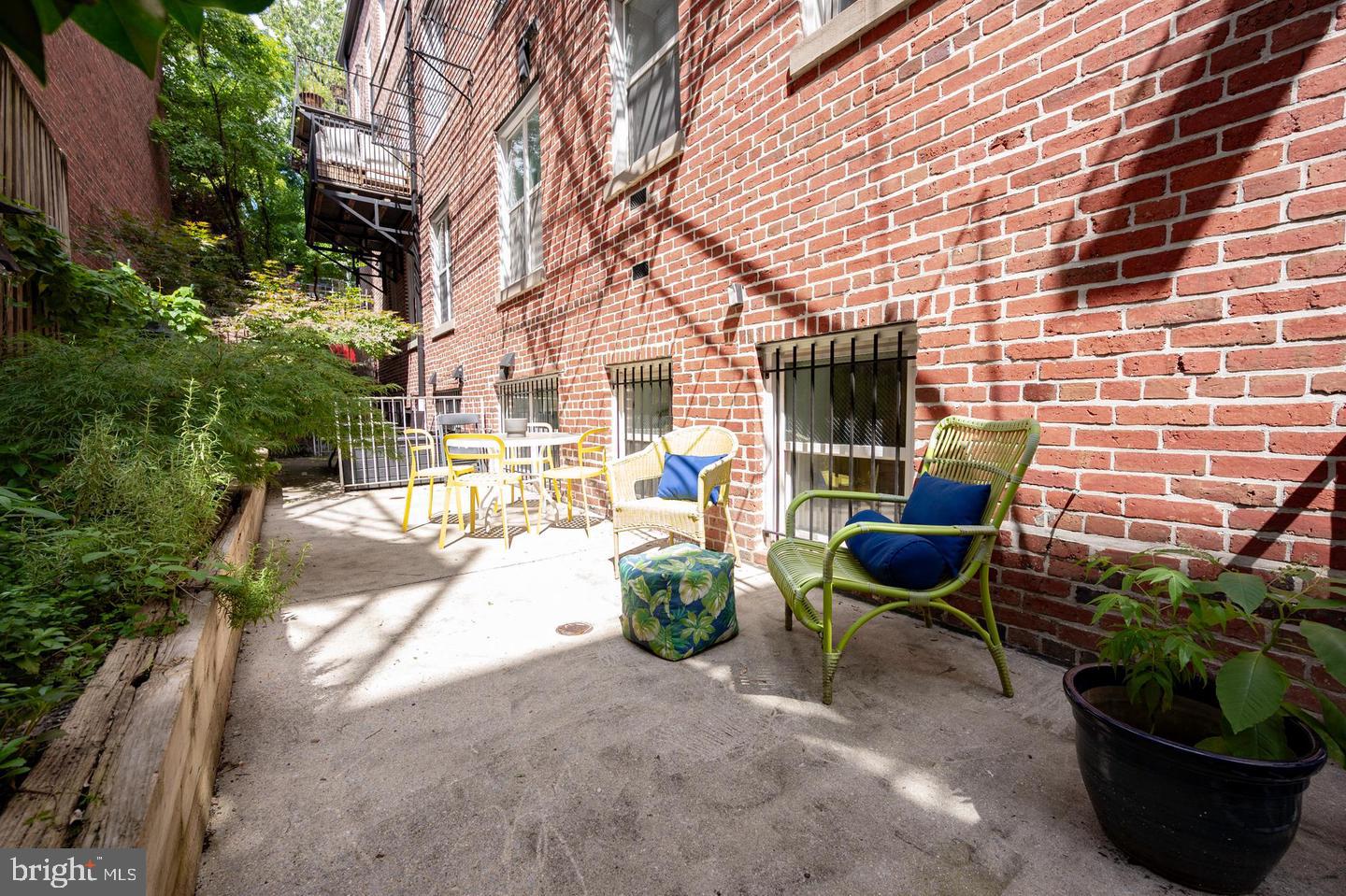 1807 California St Nw #t5 Property Photo 32