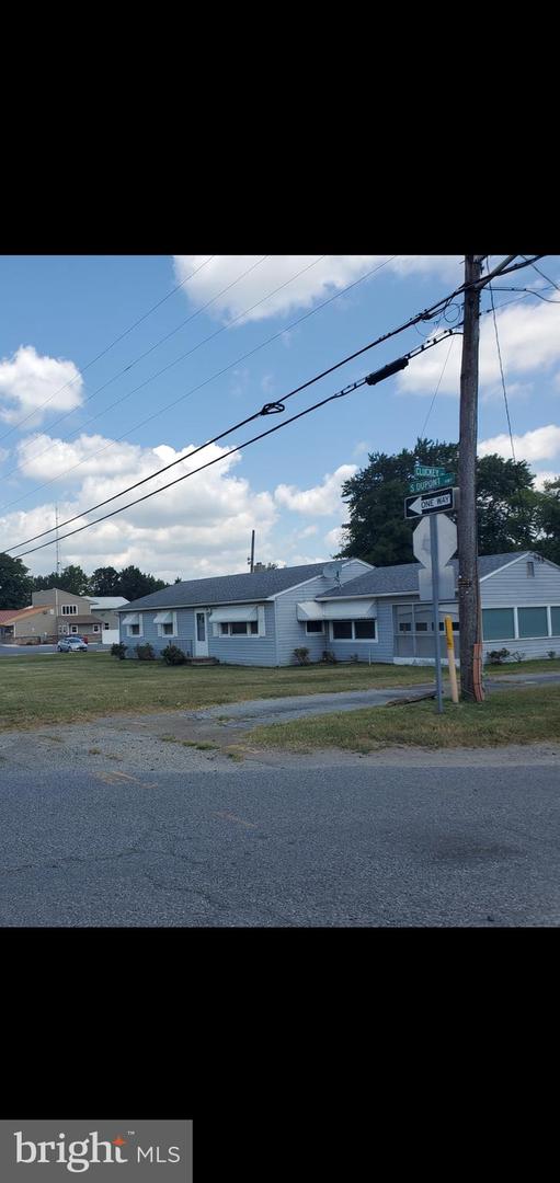 17673 S Dupont Hwy Property Photo 2