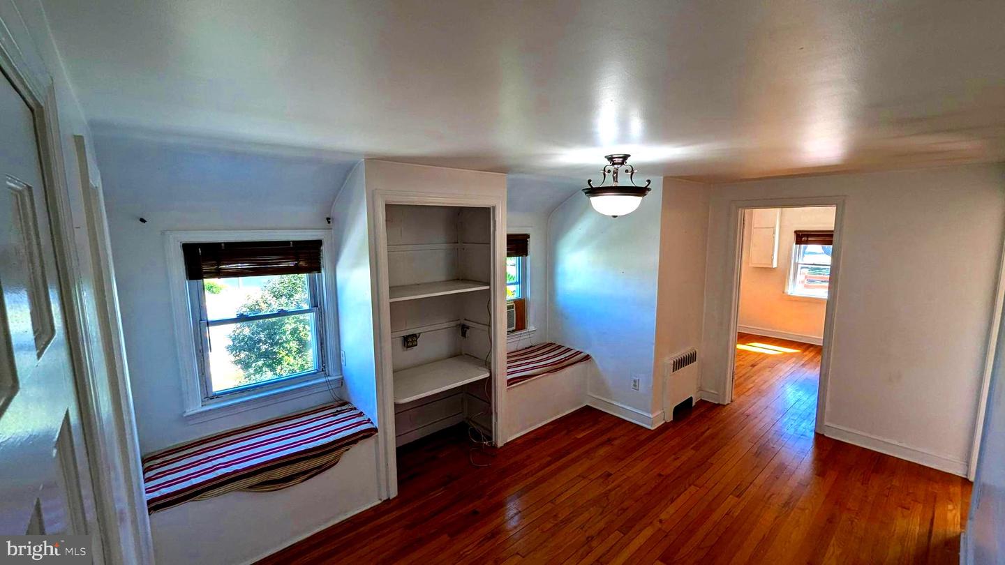 1012 S Governors Ave Property Photo 43