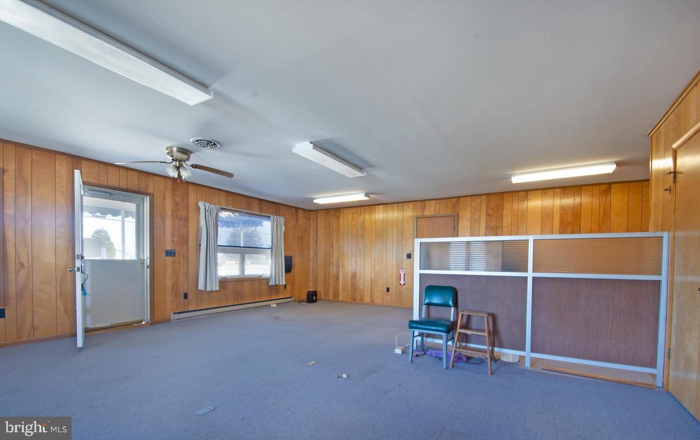 11586 S Dupont Hwy Property Photo 4