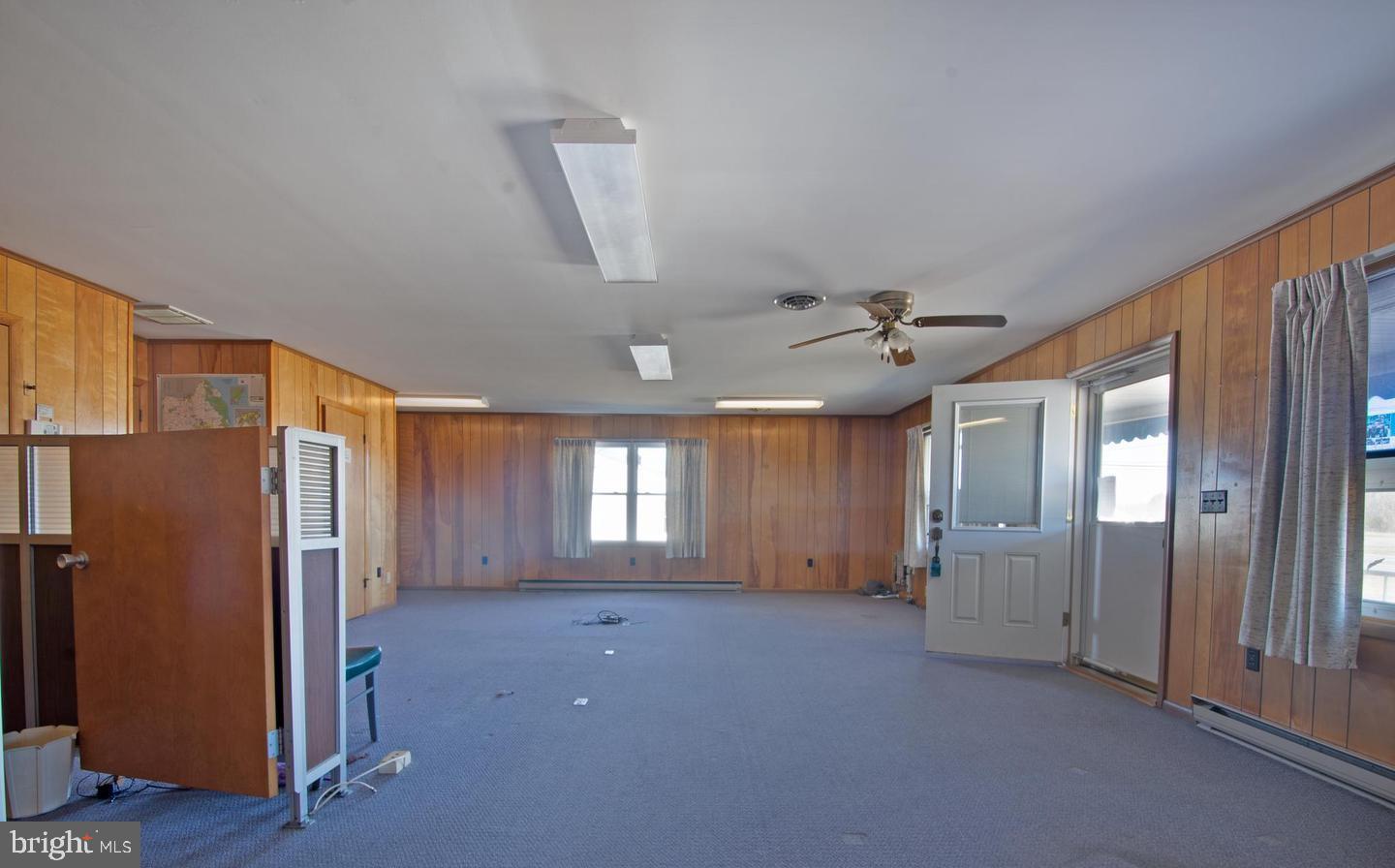 11586 S Dupont Hwy Property Photo 5