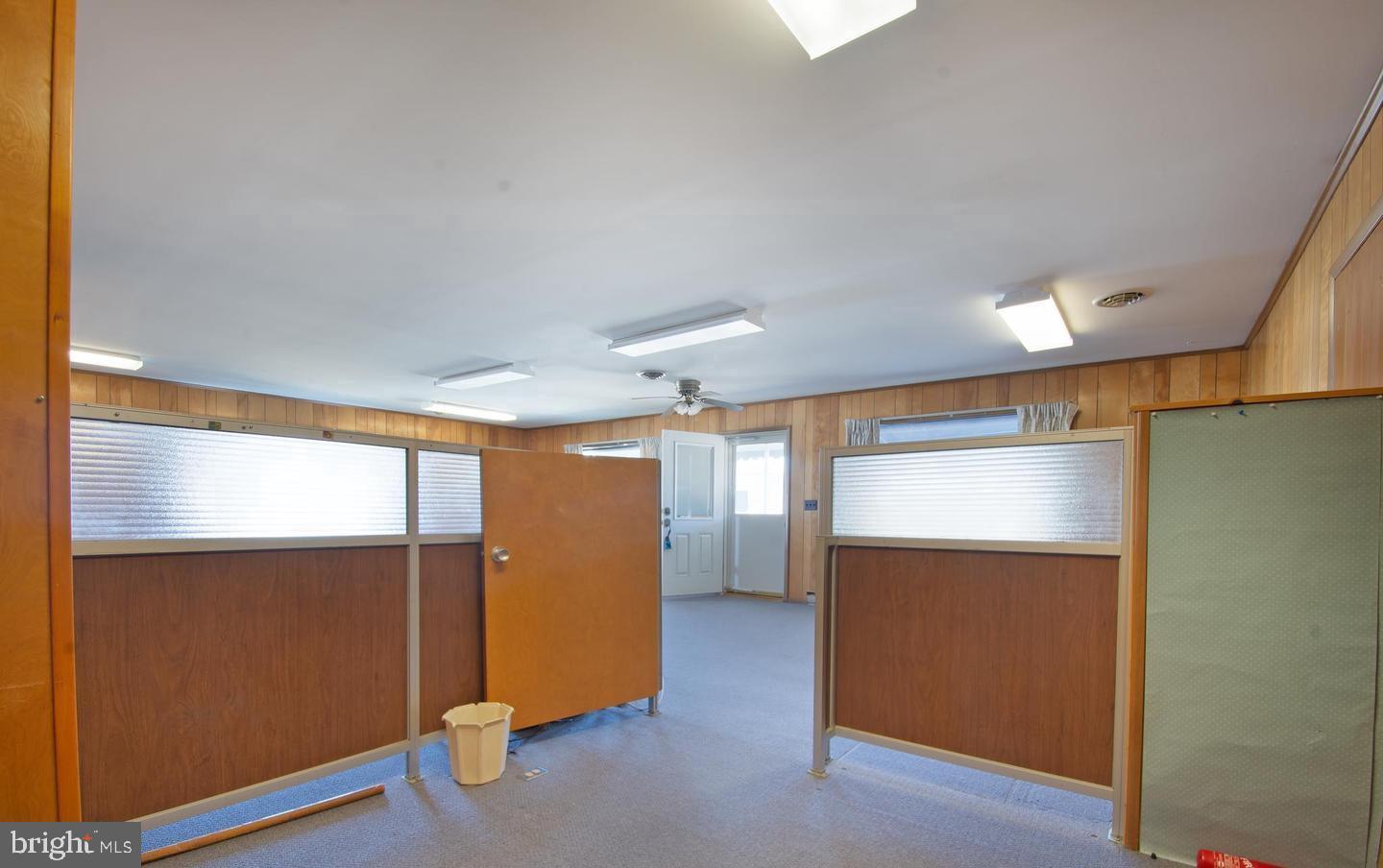 11586 S Dupont Hwy Property Photo 8
