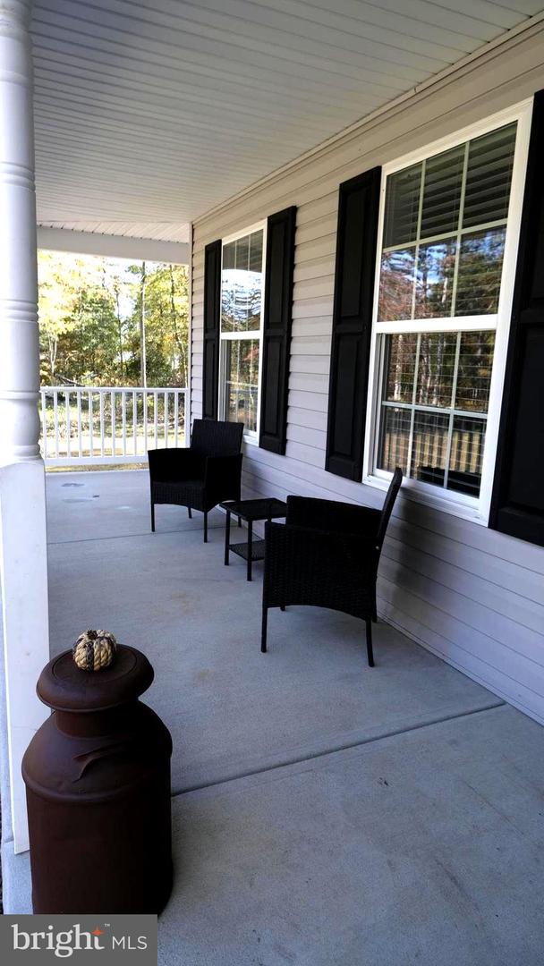 5762 Sandtown Rd Property Photo 4