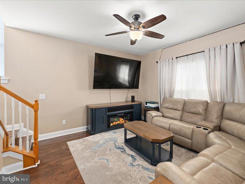 128 W Sheldrake Cir Property Photo 14