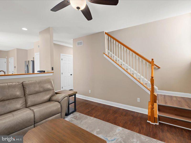 128 W Sheldrake Cir Property Photo 16