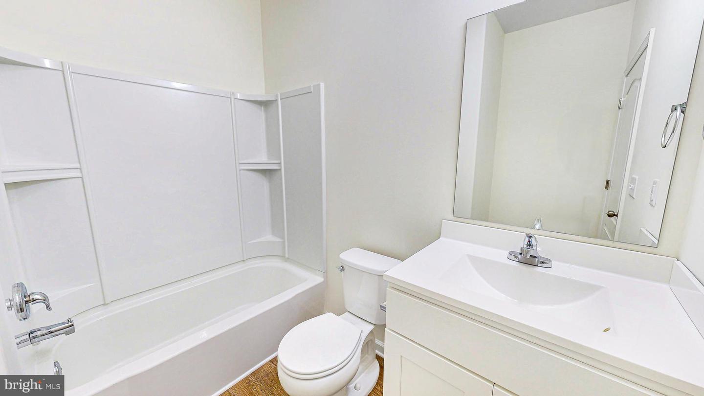 1016 Weatherstone Ln Property Photo 16