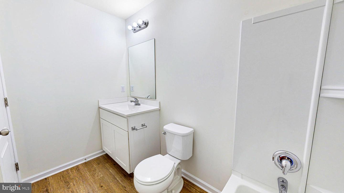 1016 Weatherstone Ln Property Photo 17