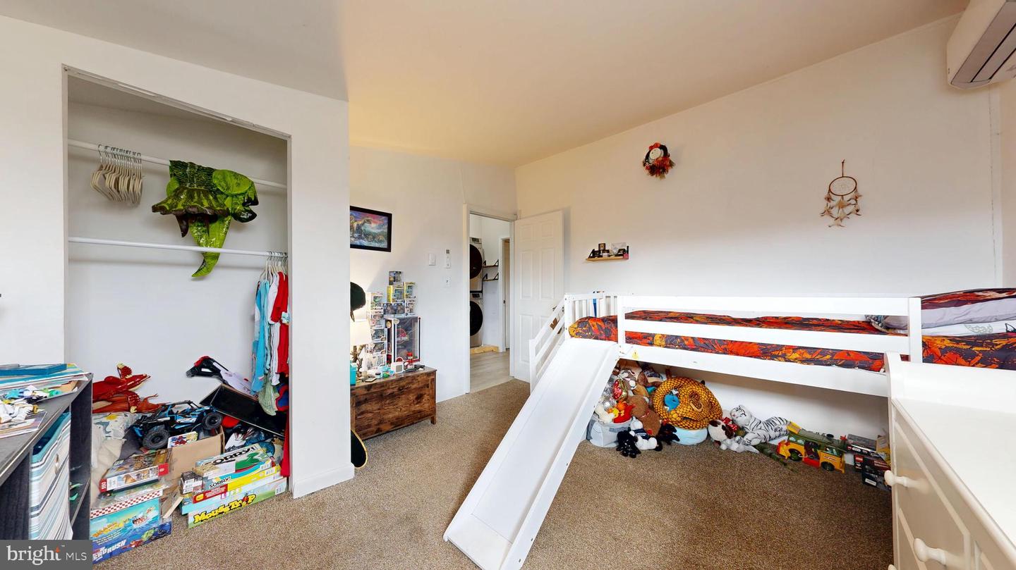 422 Court St Property Photo 21