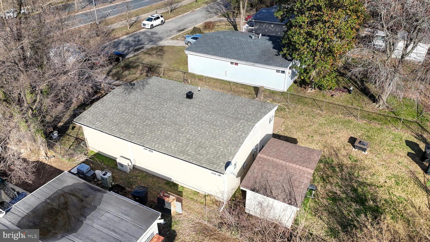 422 Court St Property Photo 28