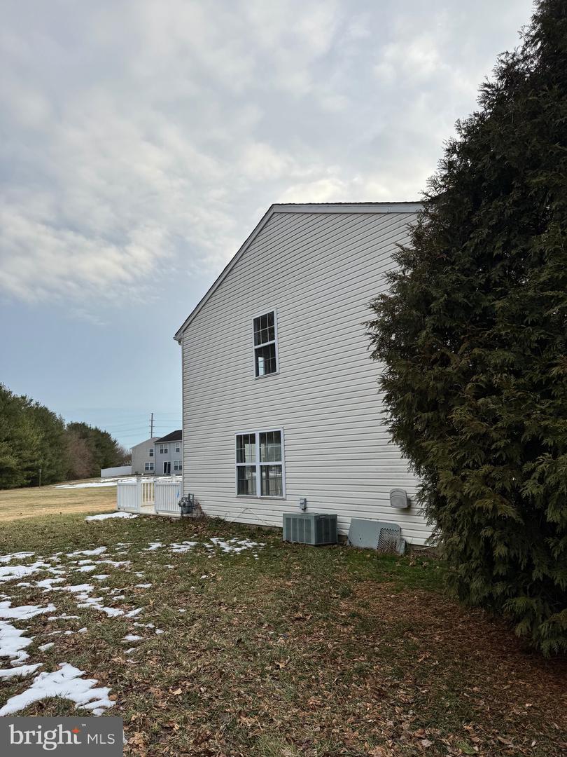 Acorn Farms Real Estate Listings Main Image