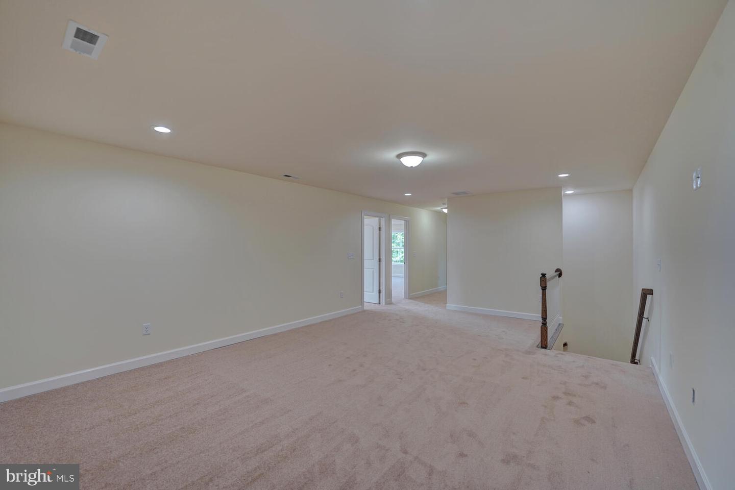 33 Mapledale Rd Property Photo 37