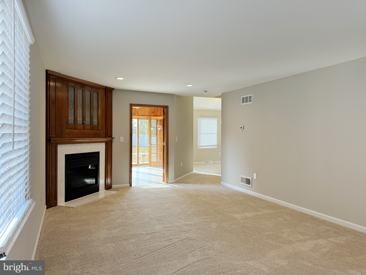 28 Ronald Rich Blvd Property Photo 2
