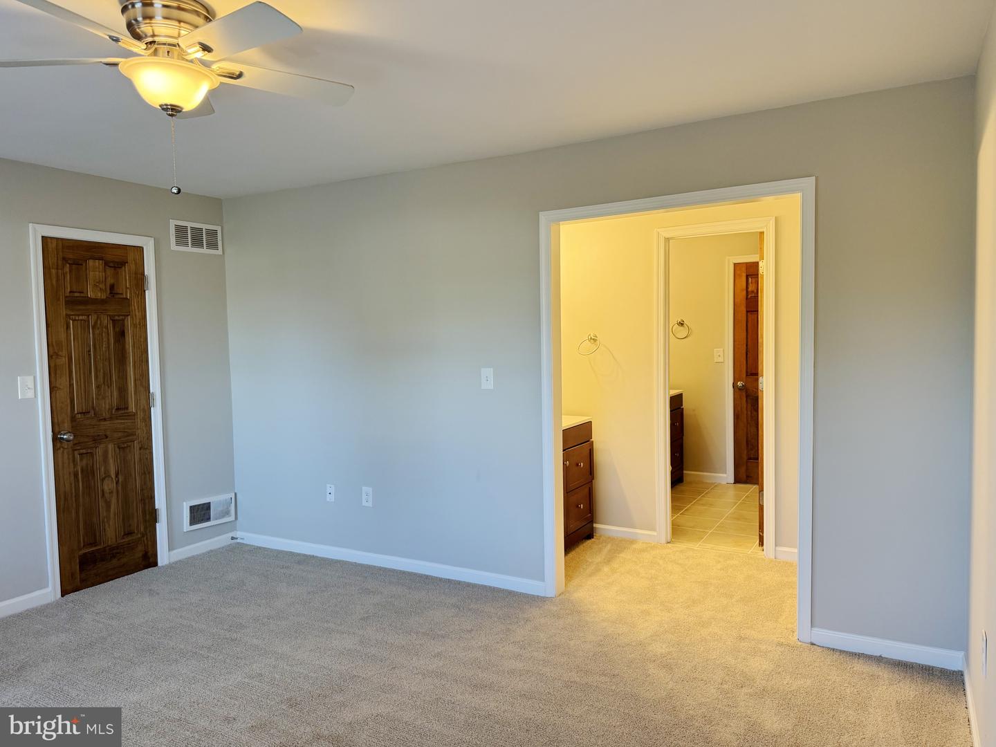 28 Ronald Rich Blvd Property Photo 10