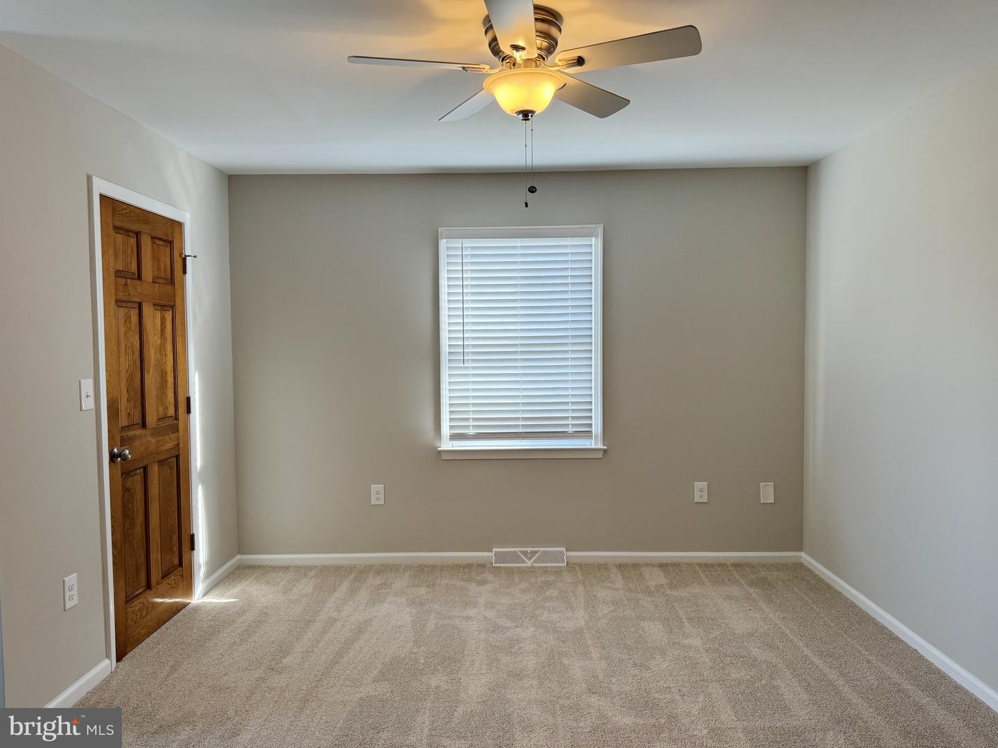 28 Ronald Rich Blvd Property Photo 19