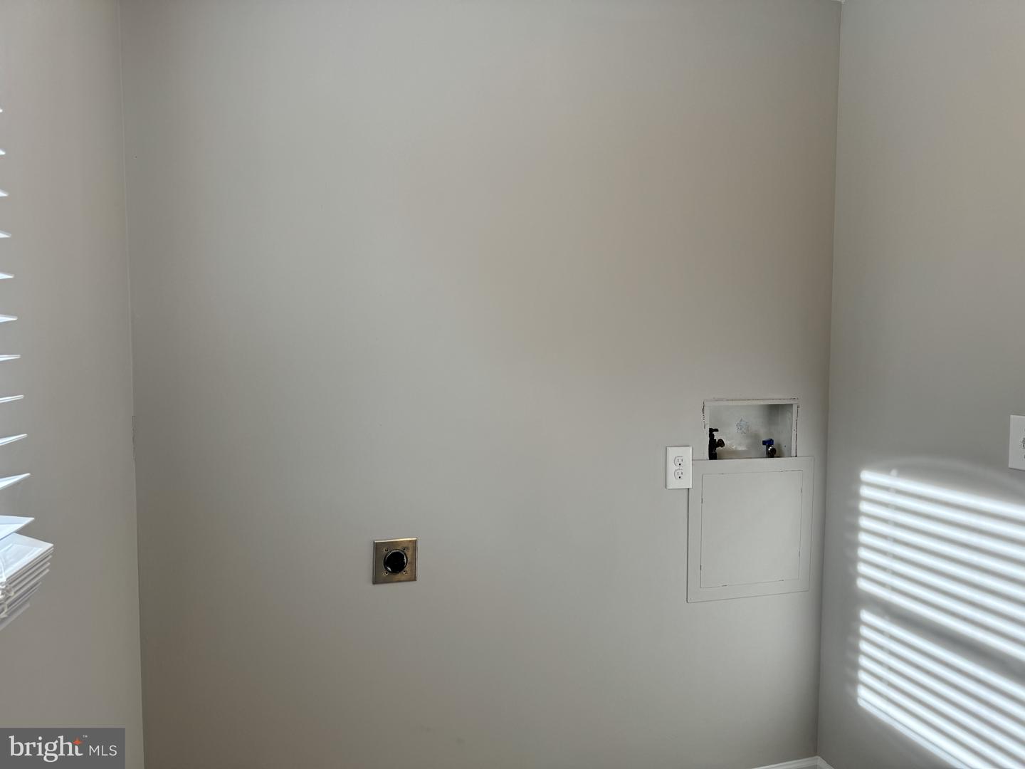 28 Ronald Rich Blvd Property Photo 21