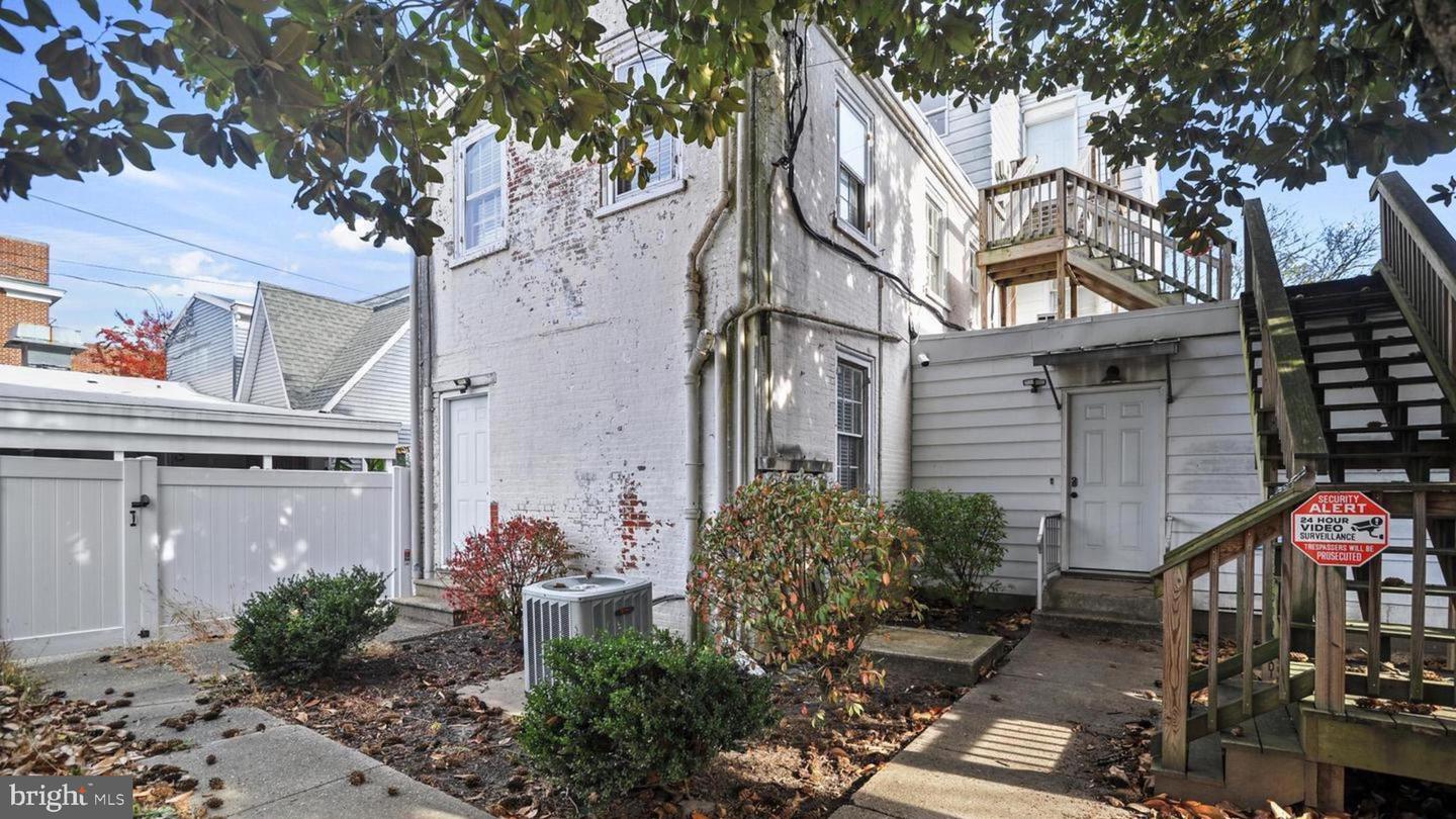146 S State St Property Photo 2