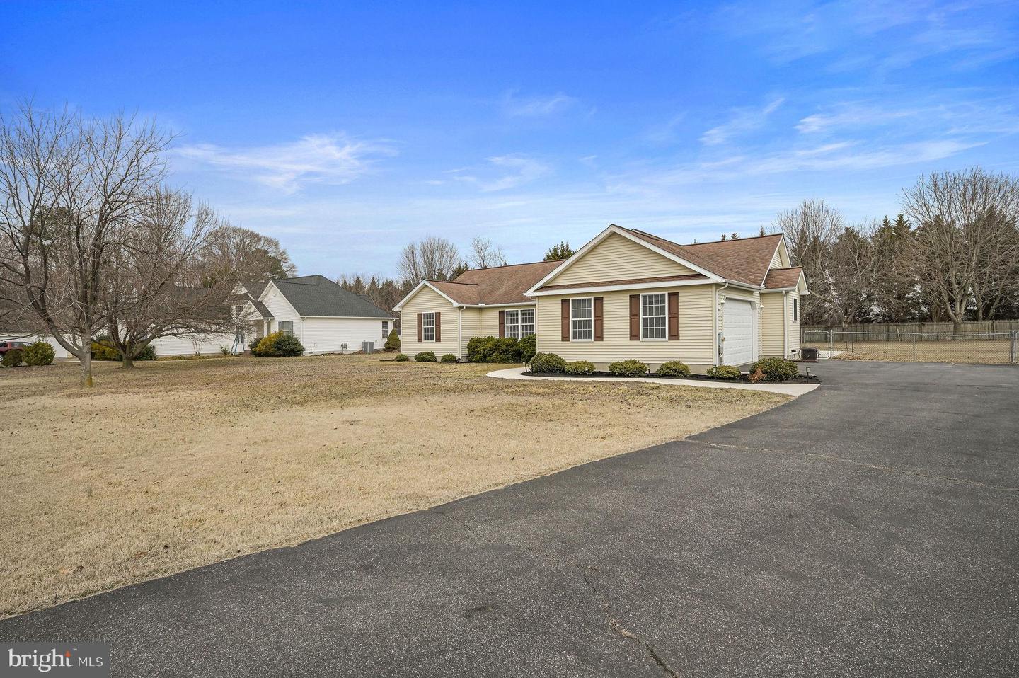 453 Sika Dr Property Photo