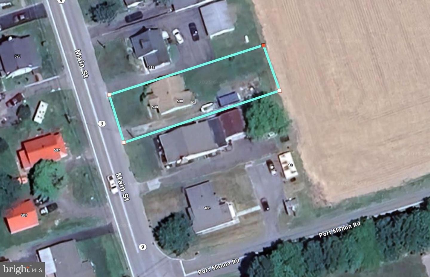 508 Main St Property Photo 3