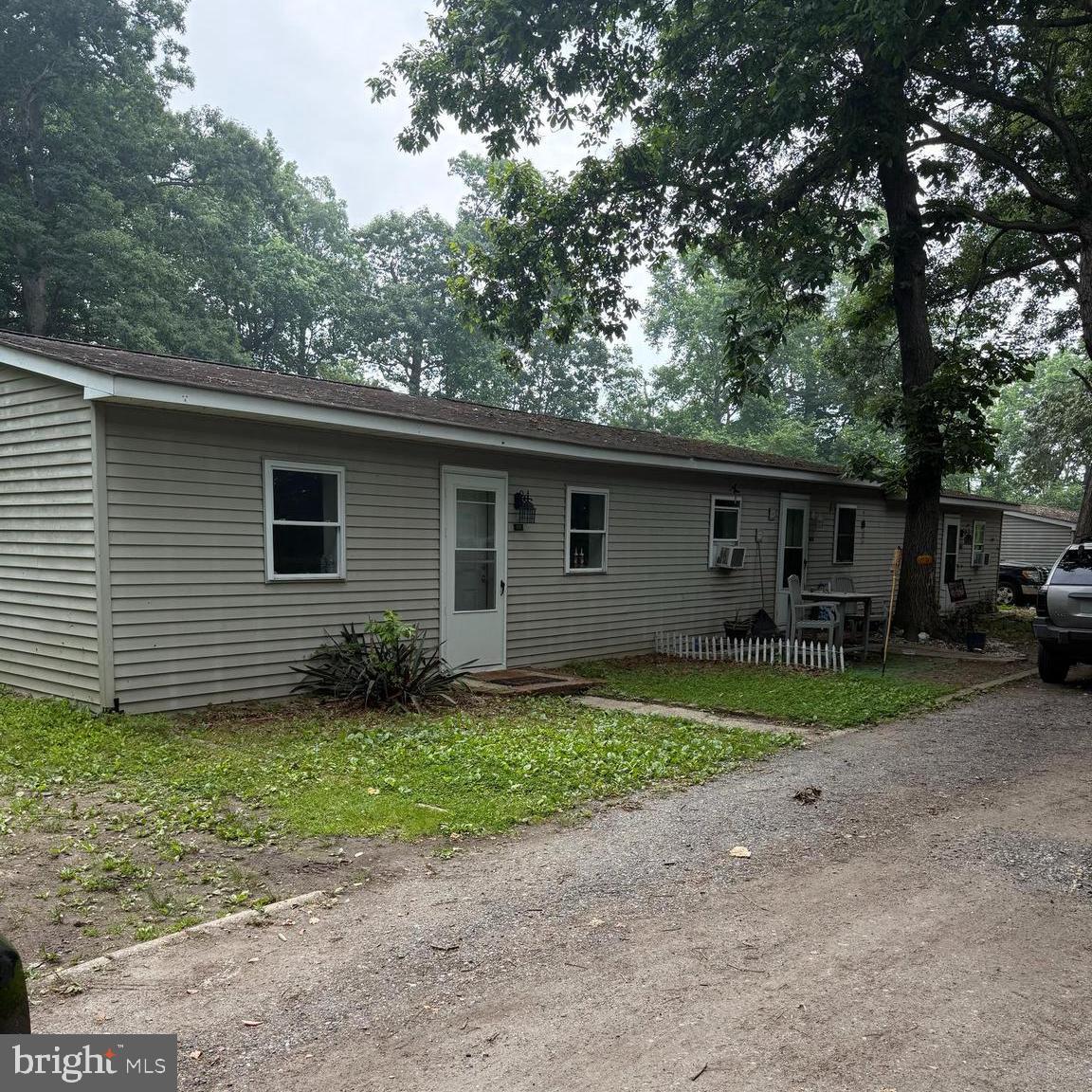 45 Whispering Oak Dr Property Photo 2