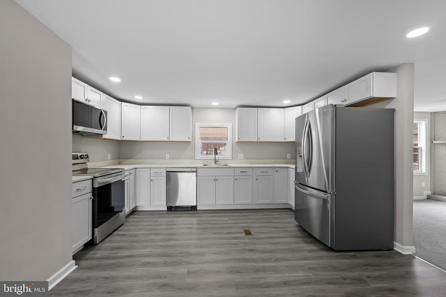 247 Stardust Dr Property Photo