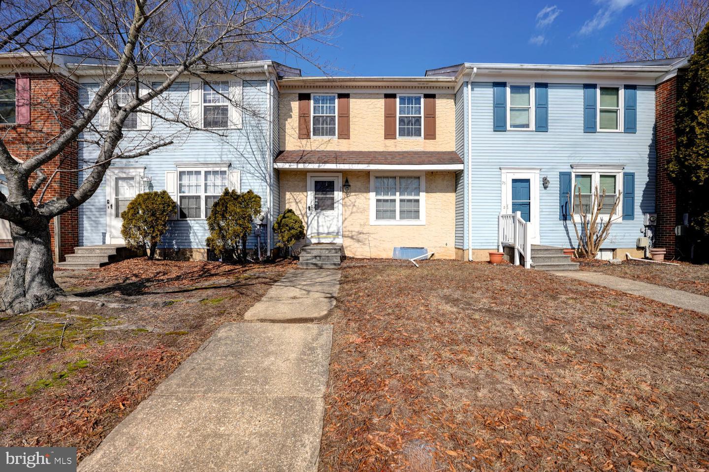 23 Fieldstone Ct Property Photo