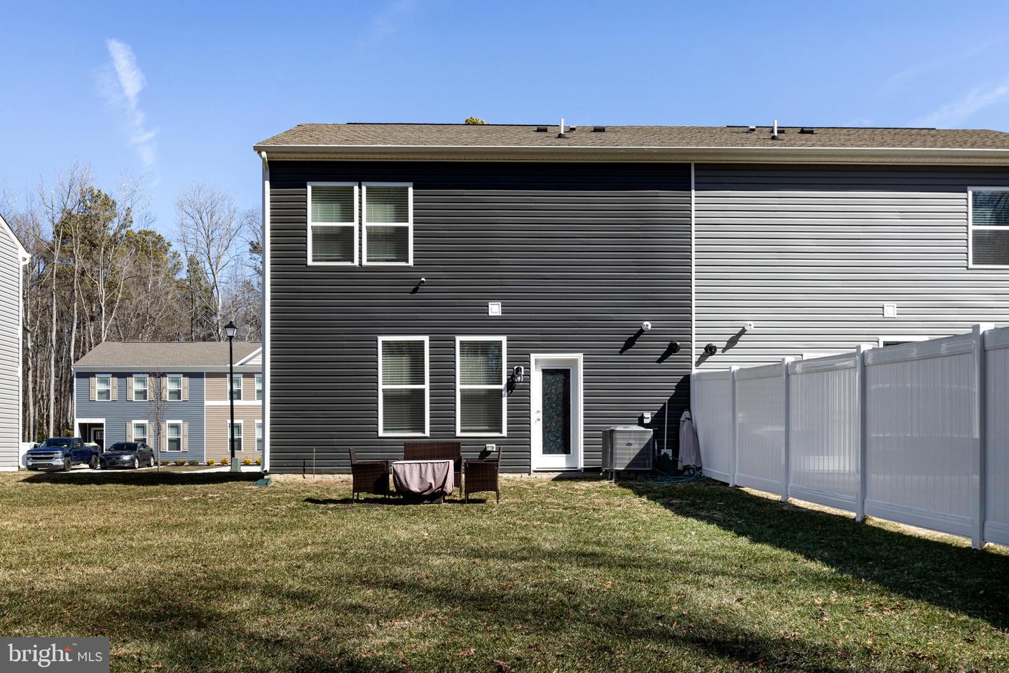 184 Currant Cir Property Photo 33