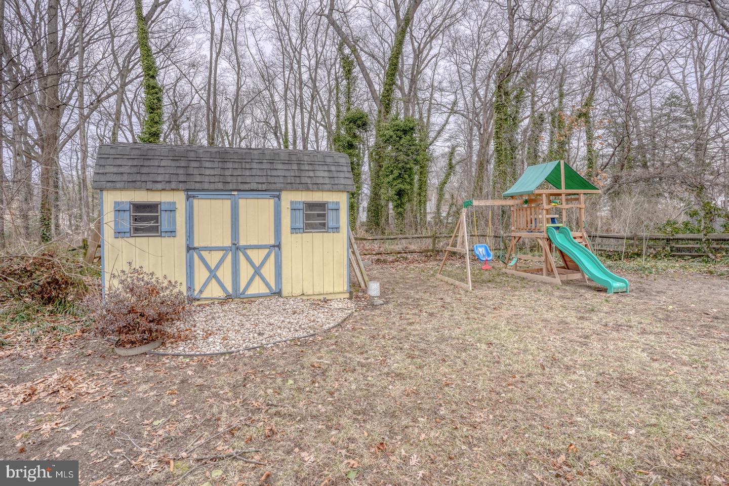 163 Continental Dr Property Photo 4