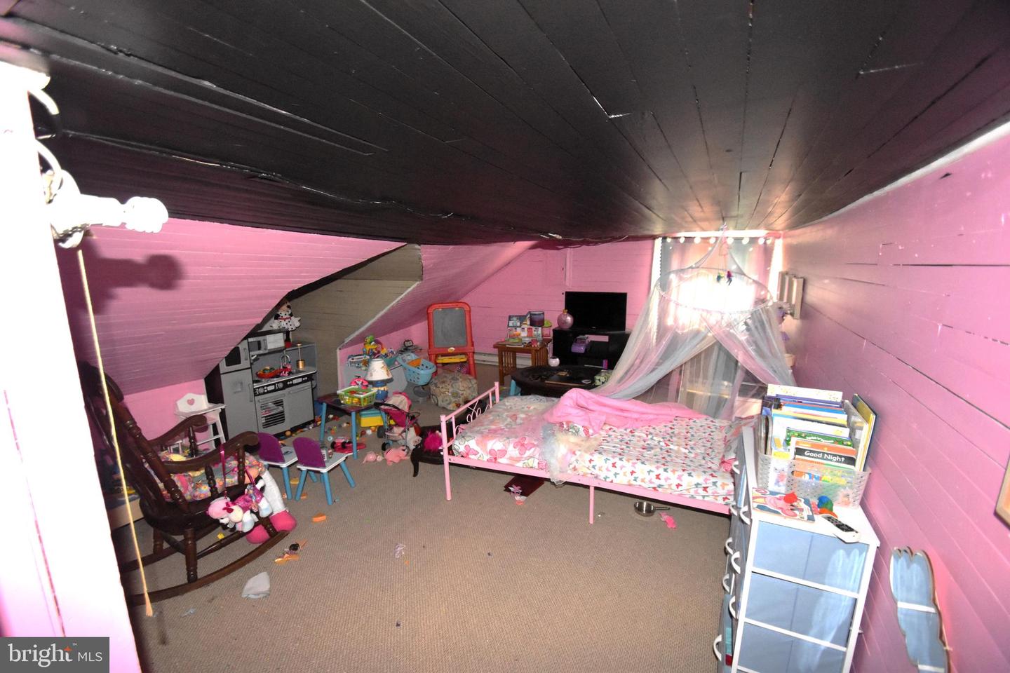 133 S Main St Property Photo 8