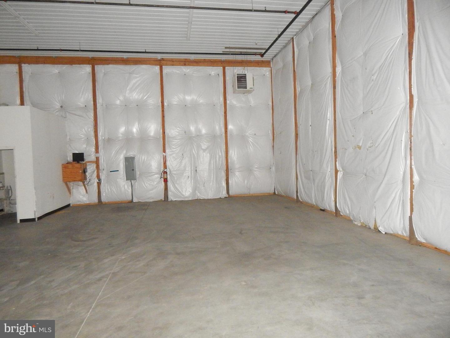 401 Cassidy Dr Property Photo 5