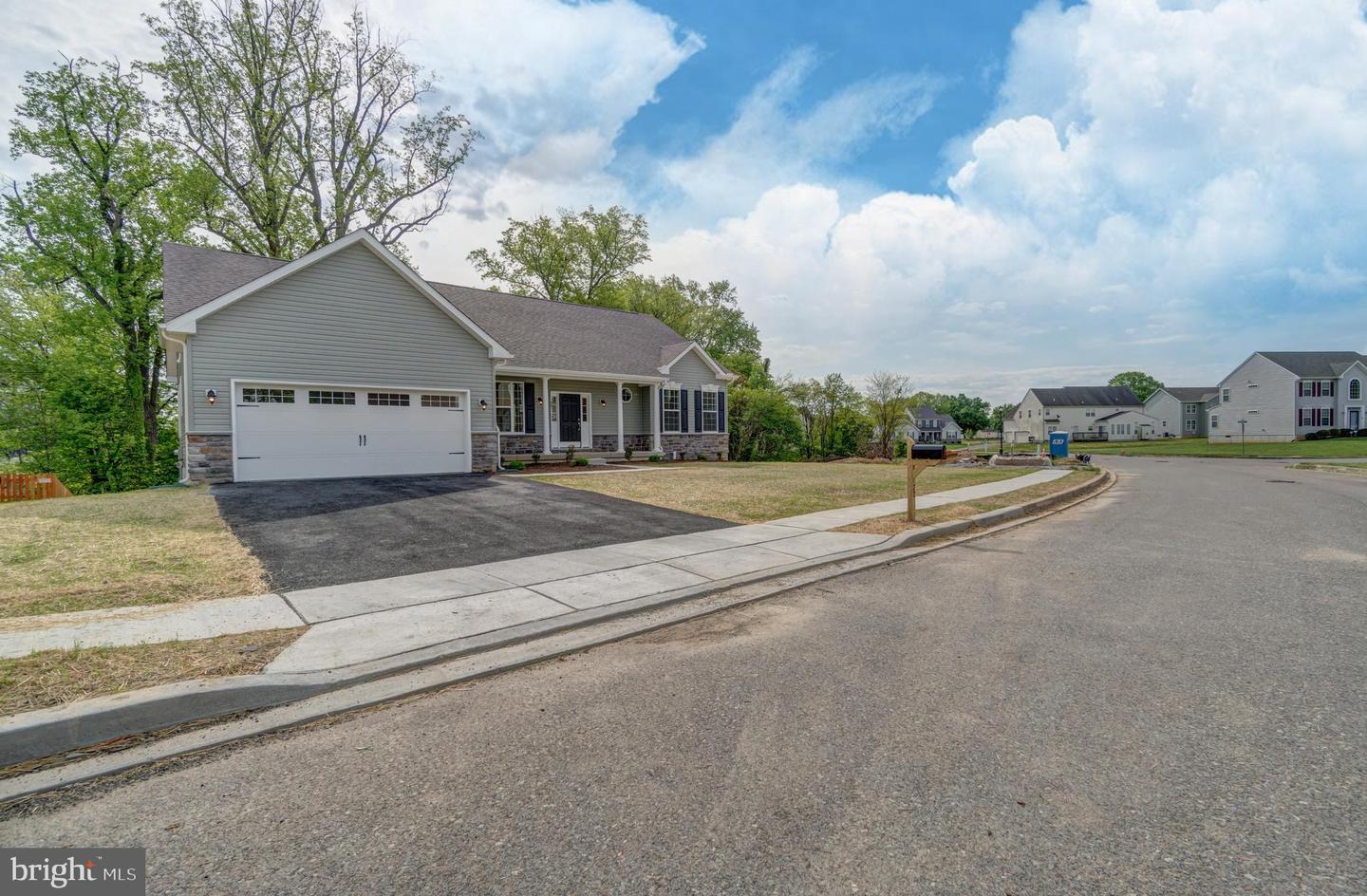 46 Charleston Circle #jefferson Property Photo 4