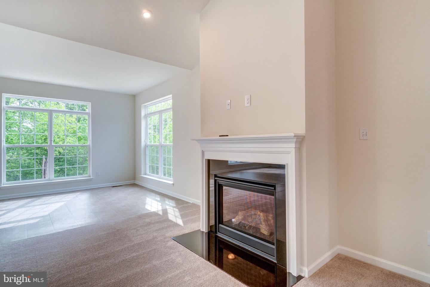 46 Charleston Circle #jefferson Property Photo 7