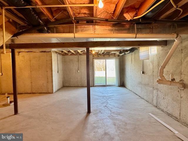 228 Tullamore Rd Property Photo 28
