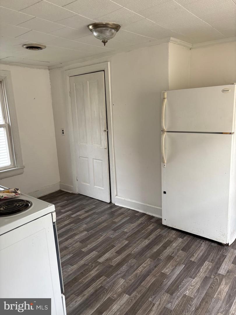 307 N Governors Ave Property Photo 17