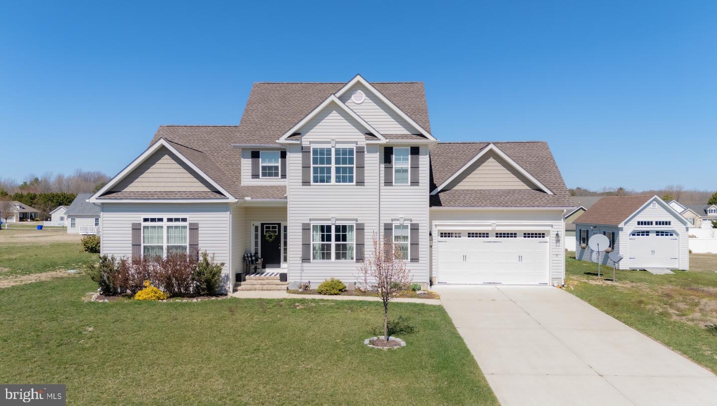 Abbotts Pond Acres Real Estate Listings Main Image